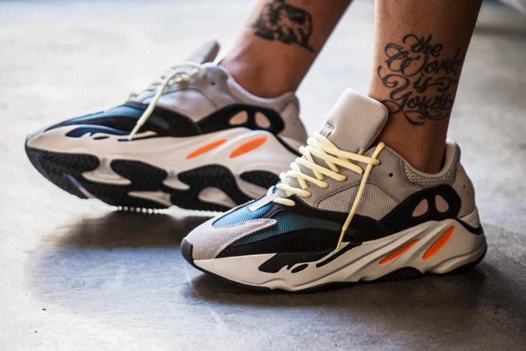 yeezy wave runner 700