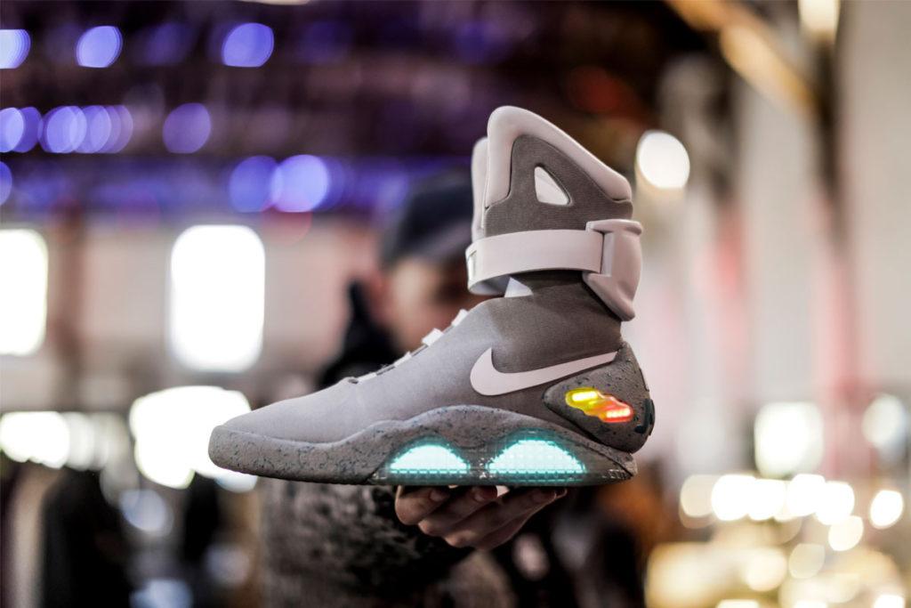 Nike Air MAG Back to the Future 2016