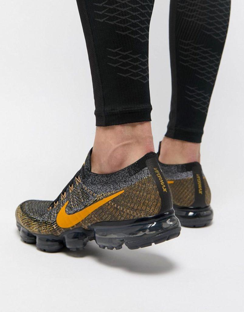 nike Grey Vapormax Flyknit bumblebee Trainers In Grey 849558 021