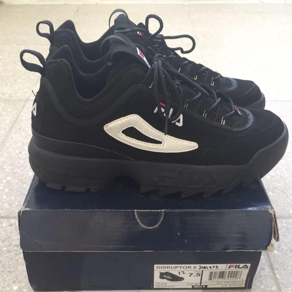 fila disruptor black sideview
