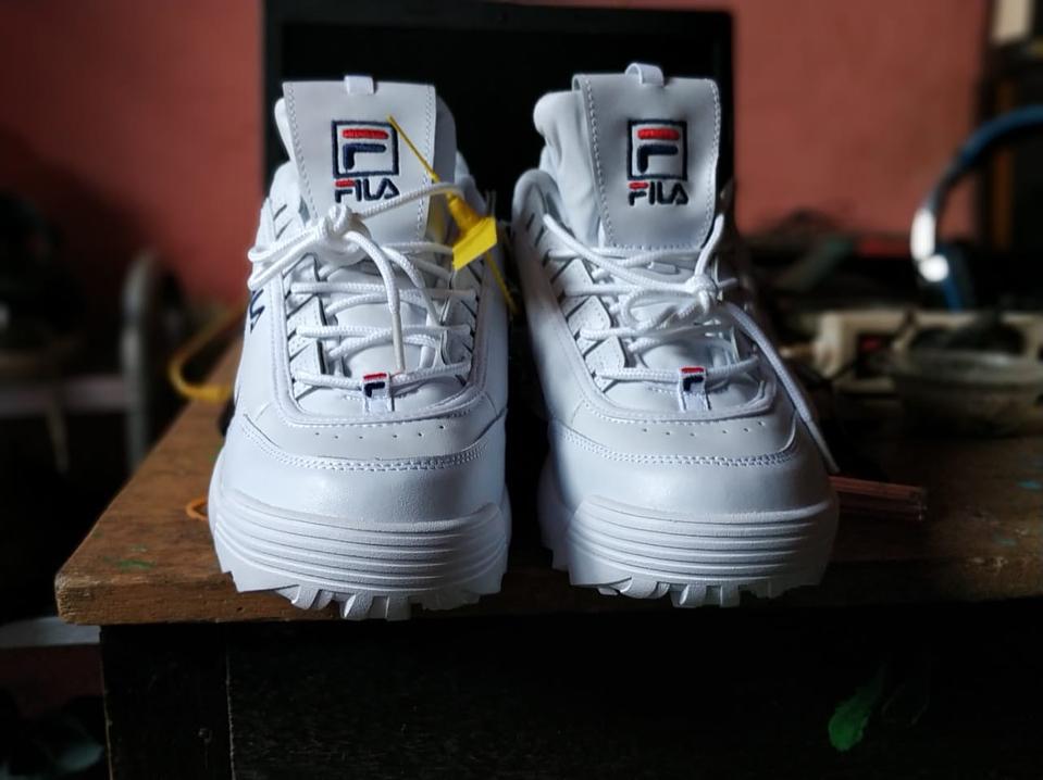 fila disruptor fake