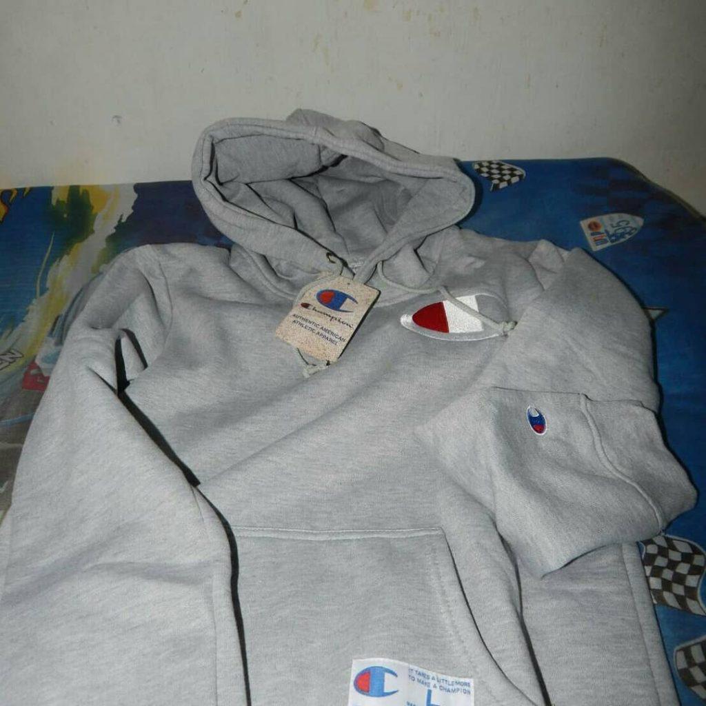 hoodie Champion big C logo