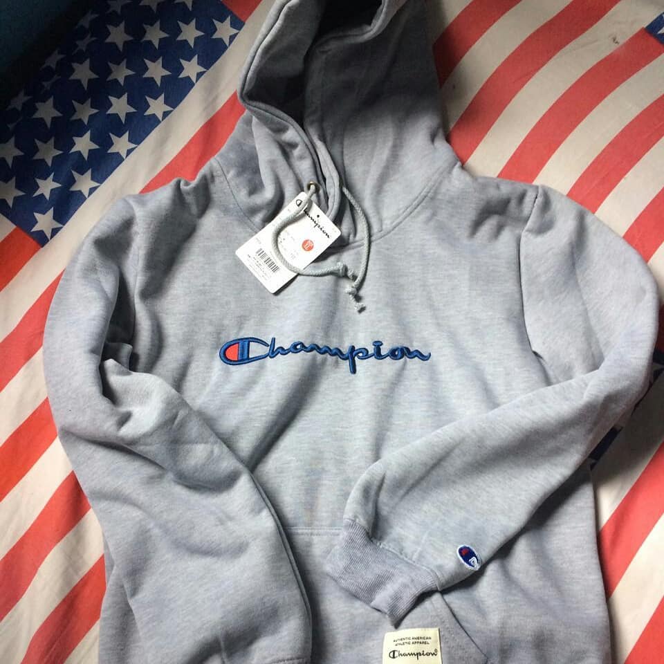 hoodie Champion big script logo fake