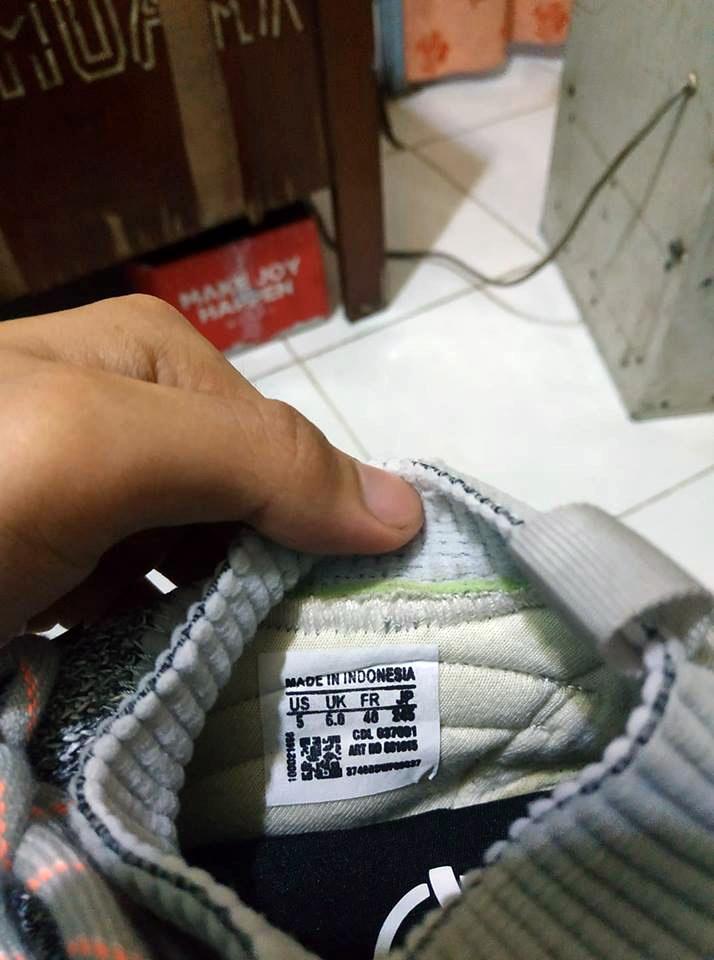 LOSING GRIP GREY PARADOX tag size