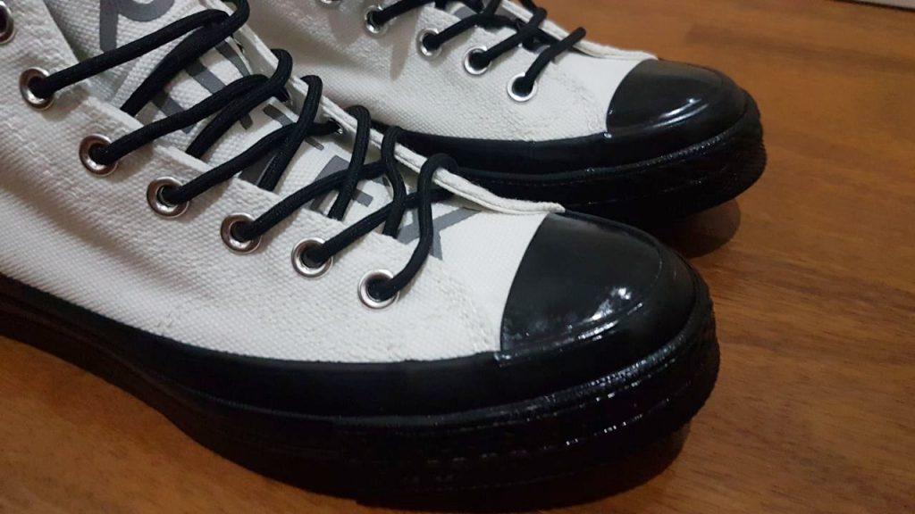glossy midsole after toebox