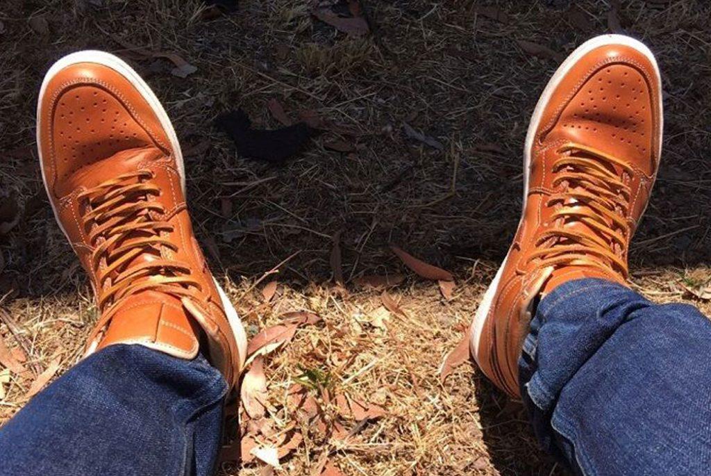 nike jordan 1 pinnacle vachetta tan model front