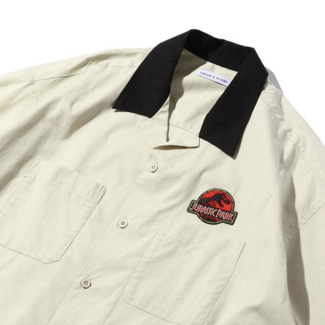 FREAK'S STORE Jurassic Park Embroidered Employee Work Shirt