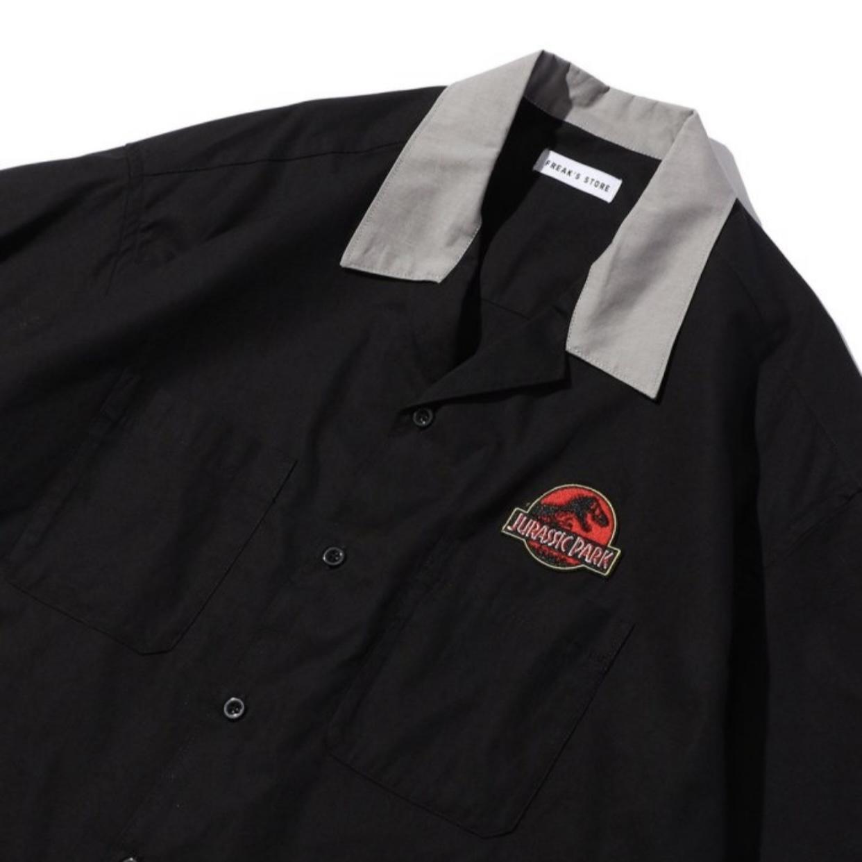 FREAK'S STORE Jurassic Park Embroidered Employee Work Shirt