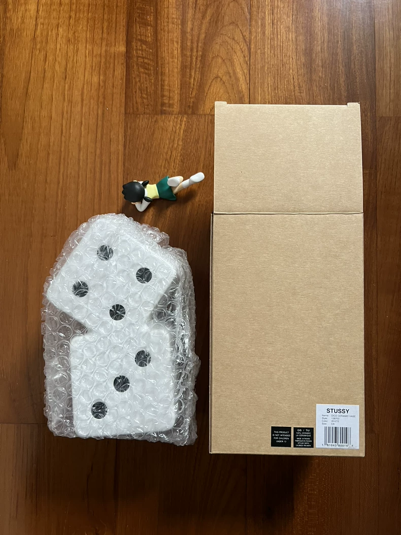 STUSSY 21AW DICE CERAMIC VASE
